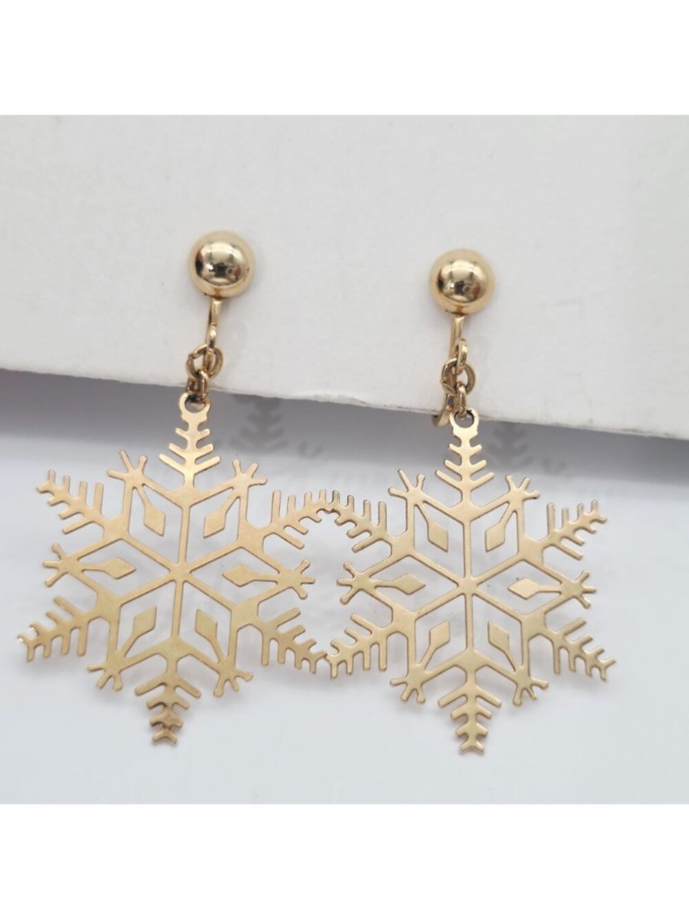 Gold-Tone Avon Snowflake Clip-On Earrings Vintage Holiday Jewelry 2" - Picture 3 of 5